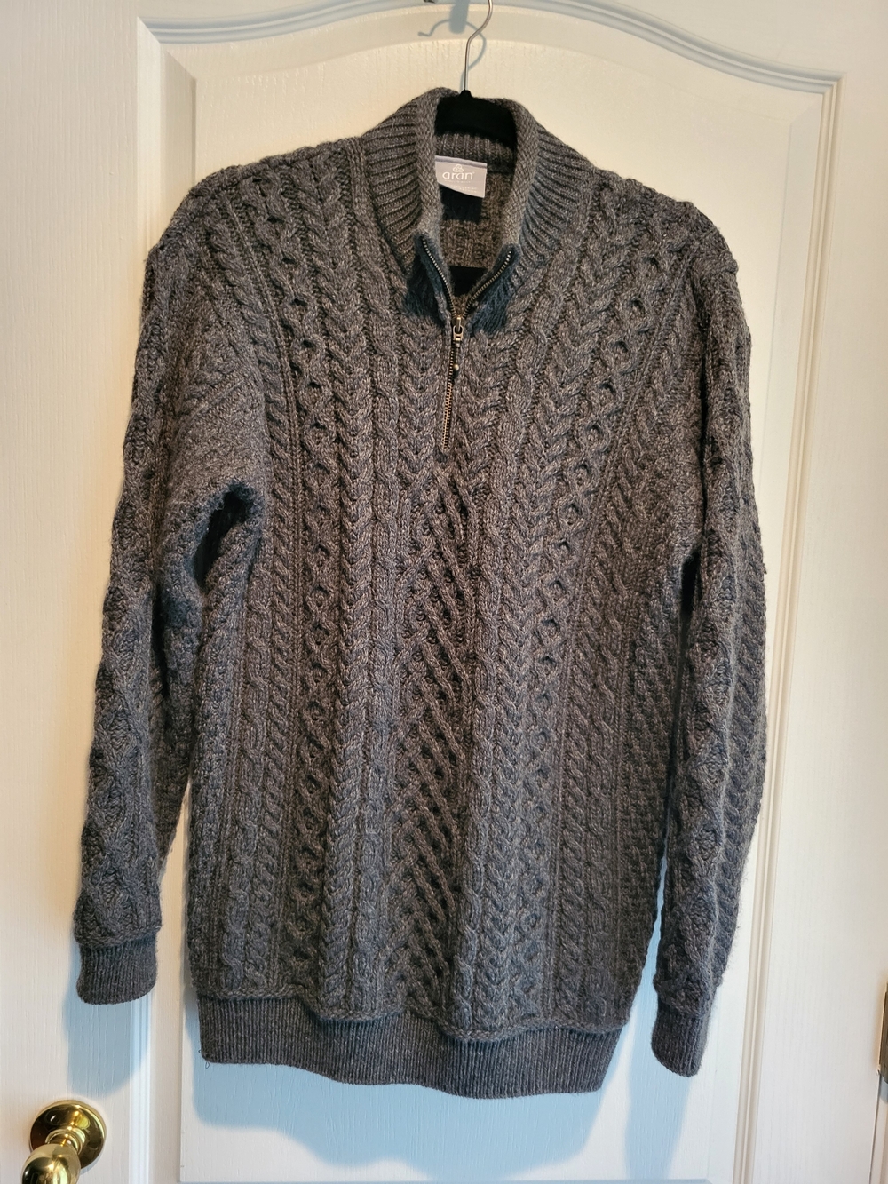 Aran Men's Gray Cable-Knit Quarter Zip Sweater